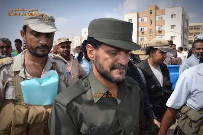 شاهد بالفيديو.. شلال شائع مدير أمن عدن يقول: لا شرعية لهادي الشرعية لعلي سالم البيض!