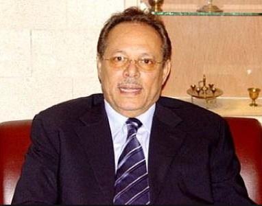 علي ناصر محمد يكشف حقيقة أنباء ترشيحه لرئاسة المجلس السياسي الذي أعلنه الحوثيون وصالح