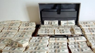 محظوظ نجا من طائرة دبي المحترقة يفوز بمليون$!