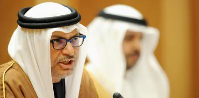 قرقاش: في تصريح ناري يهاجم الحوثيين ويشبههم بالاخوان في هذا الجانب 