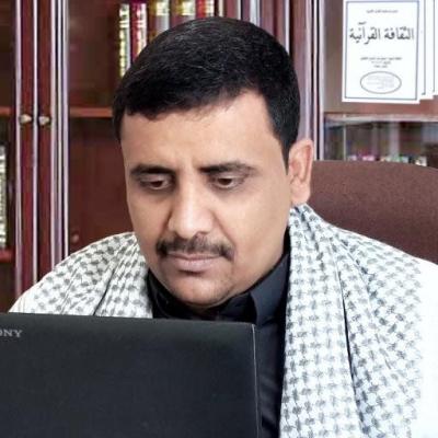 قيادي حوثي كبير يهدد دول الخليج بعد نقل البنك  المركزي  "لن يجوع الأسد وبجواره حمير وحشية"