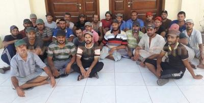 بالفيديو والصور كفيل سعودي يحتجز 32 مصري ويمنع عنهم الطعام والدواء