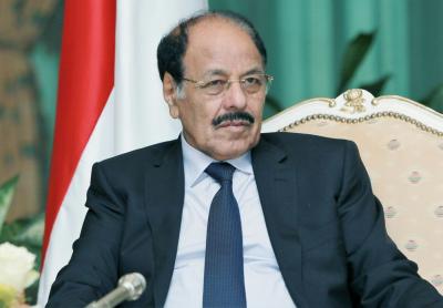  الحوثيون يكشفون عن الطرف الذي طلب إزاحة الفريق  الأحمر  وتهميش الرئيس  هادي