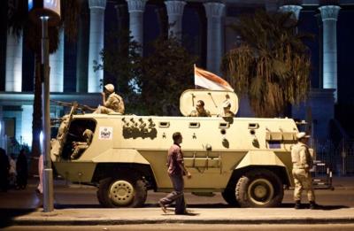 السيسي يشيد بـ"تجنب التخريب" ويكافئ المصريين بقرار صادم