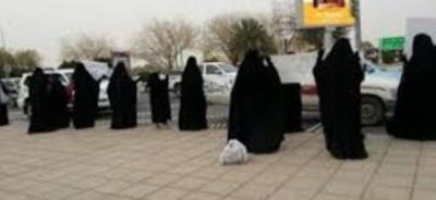 السعودية: محاكمة 13 امرأة سعودية بتهم التظاهر والمطالبة بإسقاط النظام وحرق صورة وزير الداخلية