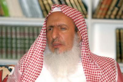  مفتي السعودية يحذر المسلمين: لا تنساقوا خلف أكاذيب أعداء الإسلام في فعلكم هذا الشيئ ؟