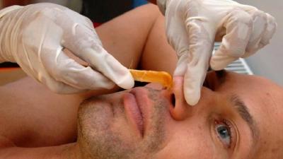 احذروا .. إزالة شعر الأنف قد تؤدي إلى الموت!