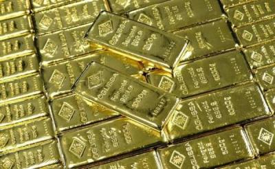 الذهب يتراجع لأدنى مستوياته في 10 أشهر "اسعار الذهب اليوم " 