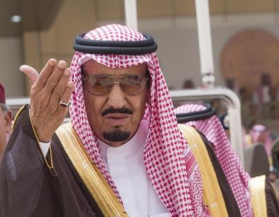  إعلامي لبناني يناشد قادة التحالف العربي بقصف مواقع حزب الله في لبنان للتخفيف عن السوريين