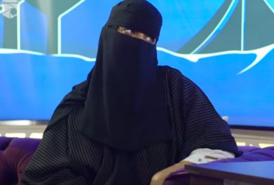لا أحد يعرف اسمها الحقيقي .. أكثر من مليون متابع لمُنقبة سعودية تنشر فيديوهات فُكاهية