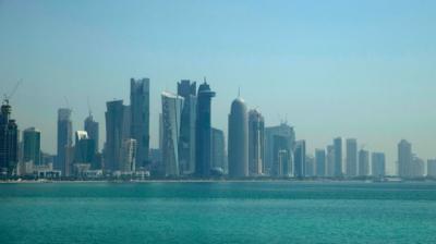 خبر سار للجميع .. دولة خليجية غير "قطر" تلغي نظام الكفيل