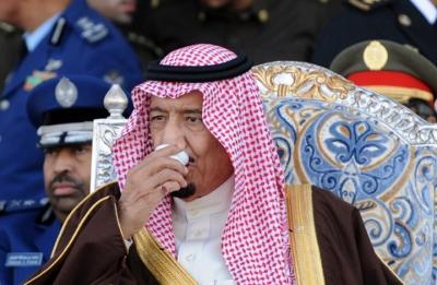 إعلامي موال للسيسي يهدد السعودية ويدعو لحكامها (فيديو)