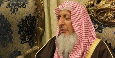 مفتي المملكة يطالب “العمل السعودية ” بإعادة النظر بقرارات  “العمالة الوافدة”