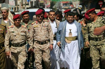 " محمد الحوثي " يعلن خلاف جماعته مع الرئيس السابق " صالح " على قيادة الحرس ويوجه هذه الرسالة