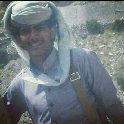الرئيس هادي يتدخل لإنقاذ حياة جندي أصيب بصاروخ حراري في فخذه