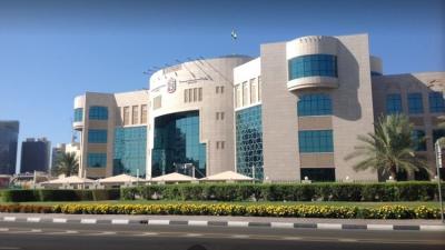 الإمارات تستدعي القائم بأعمال السفير الإيراني احتجاجا على تزويد الحوثيين بالسلاح
