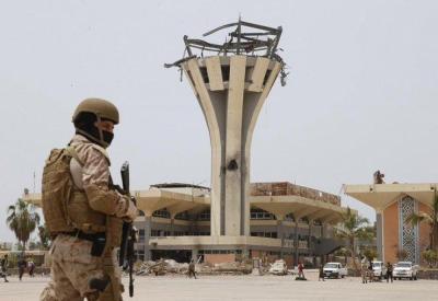  قوات عسكرية  كبيرة تنتشر في محيط مطار عدن ومصدر يكشف السبب؟