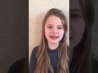  طفلة أوكرانية تتلو القرآن الكريم وتحصد مليون مشاهدة “فيديو”