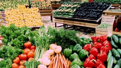 أسعار الفواكه والخضروات واللحوم بصنعاء.. تعرف عليها