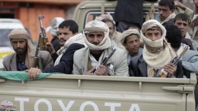 18 قتيلاً وجريحاً بمواجهات بين الحوثيين ومسلحين في قرية بمحافظة إب