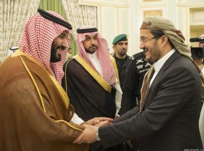 مصادر تكشف عن المبلغ الذي استلمه مشائخ قبائل اليمن من السعودية في لقائهم مع بن سلمان