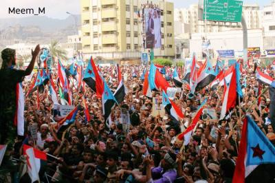قال إن على الجنوبيين ألا يستعجلوا في الاحتفالات.. كاتب سعودي: الإخوان المسلمون يرون أن انفصال الجنوب مقبول