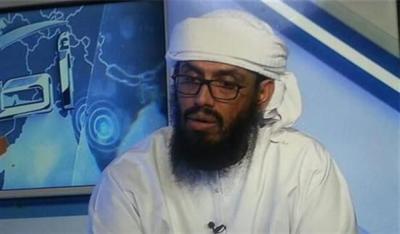 هاني بن بريك يرد بتغريدة مقتضبة على صحيفة عكاظ السعودية