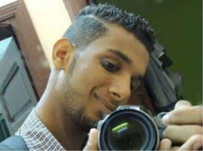 عدن :قوات الامن تمنع الصلاة على جثمان الناشط امجد" صورة  
