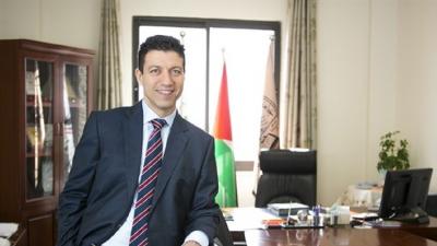 بريطانيا تتوج عربيا بأعلى منصب علمي وأكاديمي