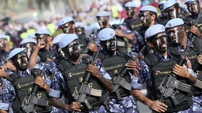 قطر تتحدث عن القوات الباكستانية إلى قطر ومصير صفقات الأسلحة مع واشنطن