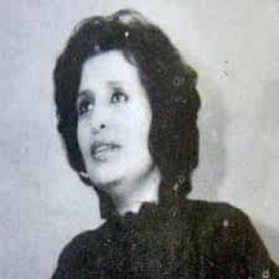 الموت يغيب اليوم أقدم مذيعة في التلفزيون اليمني (صورة)