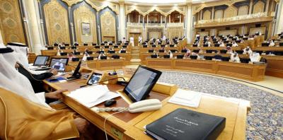 عضو بمجلس الشورى السعودي يقدم رؤيته عن رسوم المرافقين الجديدة ويقول: “الوافدون ليسوا دائمين”
