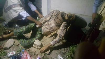 مجهولون يغتالون مرافق مدير مكتب الهجرة والجوازات بمدينة تعز (صورة)