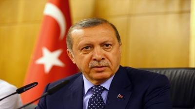 أردوغان يصل قبل قليل الى  السعودية لبحث الأزمة القطرية