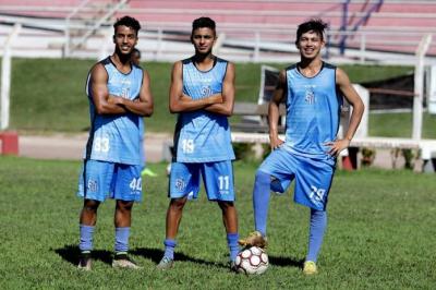شاهد اولى الصور لهداف المنتخب اليمني في الدوري البرازيلي