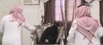  فيديو| رجل أعمال سعودي يُعذّب زوجته ويحرقها بمساعدته صديقه .. والزوجة تروي تفاصيل صادمة!