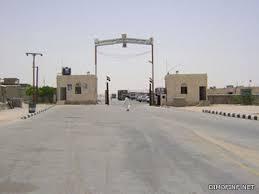 مسلحون قبليون يسيطرون على المنفذ الحدودي الرابط بين سلطنة عمان واليمن