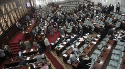 صحيفة تكشف عن الغاء لقاء كان سيجمع ابن سلمان بنواب البرلمان اليمني وشرطه لعقد اللقاء