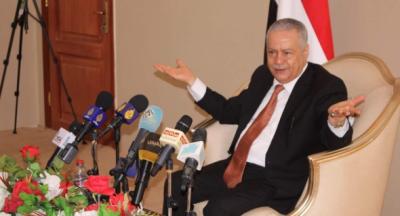 محافظ عدن المفلحي يكشف عن السبب الرئيسي لمغادرة عدن 