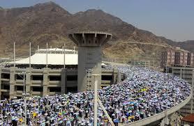في مشهد مهيب أكثر من مليوني حاج على صعيد عرفة لتأدية ركن الحج الأعظم