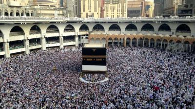 بالصور.. السعودية تنشئ أطول طريق للمشاة عالميا للحجيج