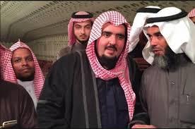  “مجتهد” يكشف: أمن “ابن سلمان” يفرج عن الأمير عبد العزيز بن فهد .. توجه إلى قصره دون معرفة مصيره!