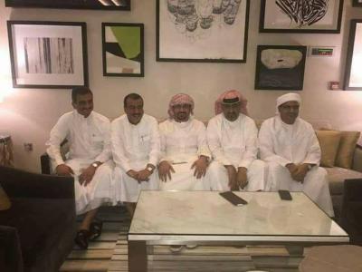 صحفي جنوب يسخر من قيادات المجلس الانتقالي الجنوبي بعد تركها الجنوب والذهاب الى ابو ظبي "شاهد