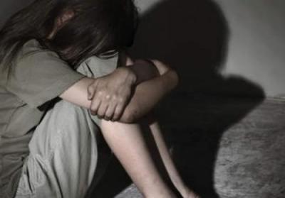 بالفيديو.. طفلة لبنانية حامل في الشهر التاسع بعد تعرضها لاغتصاب جماعي (شاهد)