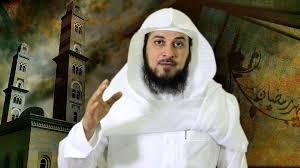  “شاهد” الداعية محمد العريفي يضع مساحيق التجميل خلال تصويره أحد البرامج التلفزيونية