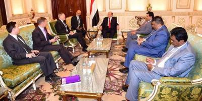 واشنطن تتبنى مبادرة جديدة لحل الأزمة اليمنية عبر ولد الشيخ وسط غموض الموقف الروسي وعلاقته بدعوة صالح للمغادرة إلى موسكو
