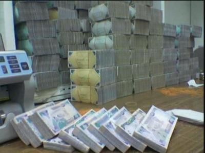 السلطات السعودية تطالب ‘‘ملياردير موقوف‘‘ بتسليم 11 مليار ريال سعودي حتى يفرج عنه!