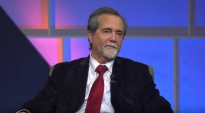 نائب السفير الأمريكي الاسبق: ليس هناك اي جندي ايراني في اليمن وهناك مخزون كبير من الأسلحة في اليمن منذ زمن طويل
