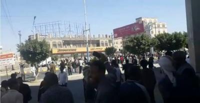 شاهد :بالفيديو قوات الحرس الجمهوري تشنر فيديو اثناء سيطرتها على مستشفى القوات الخاصة بحي الصافية في العاصمة صنعاء