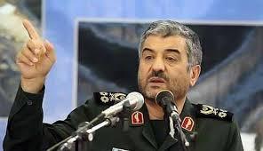 قائد الحرس الثوري الإيراني يشمت بمقتل الرئيس السابق صالح ويحمل السعودية السبب؟